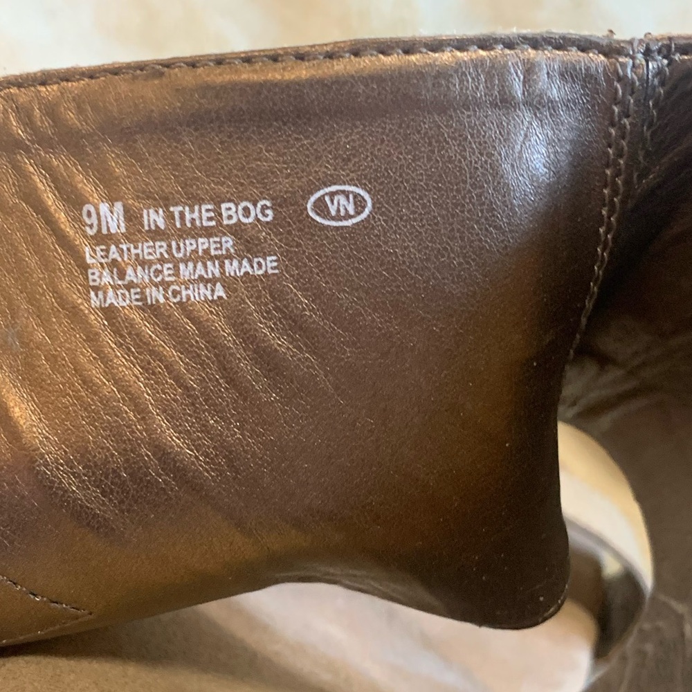 Aerosoles tan leather wedge sandals “In the Bog” size 9 - Picture 3 of 10